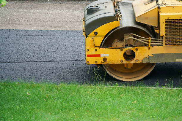Best Driveway Paving Contractor  in Fair Lakes, VA